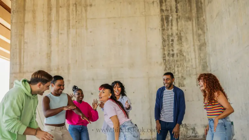 DLF Malls Redefines Summer Fashion with 100 Curated Phygital Looks